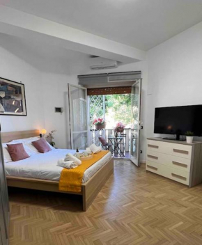 3 FERMATE DAL COLOSSEO - Casa Vacanze Elena - 50 m da METRO GARBATELLA
